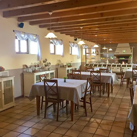 Farma Borgo Tecla Rosà