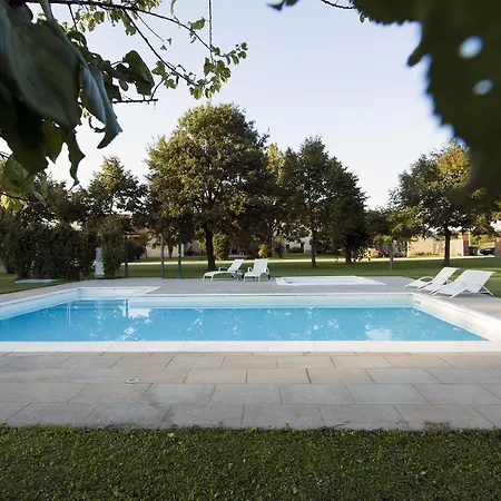 Borgo Tecla *