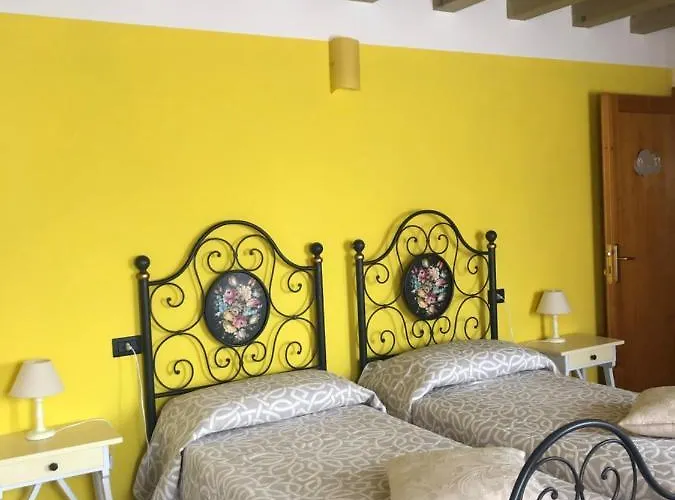 Borgo Tecla *